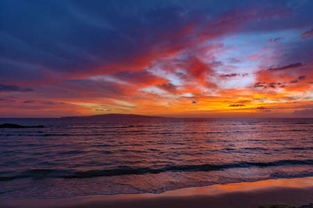sunset at the kihei coast maui hawaiiの写真素材