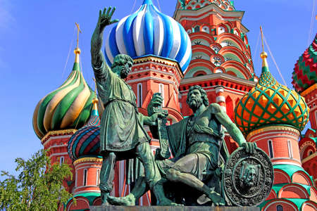 The monument to Minin and Pozharsky in front of the most famous Russian Cathedral on the Red Square in Moscowの写真素材
