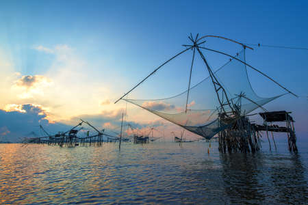Giant square dip net at phatthalung, Thailandの写真素材