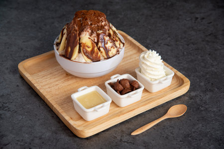 banana chocolate bingsu
