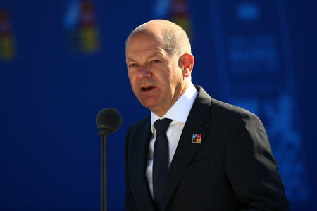Spain, Madrid - 29 June, 2022: German Chancellor Olaf Scholz speaks to the media at the NATO summit in Madrid, Spain.のeditorial素材
