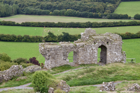 Ancient castle ruins in remote Irelandの写真素材