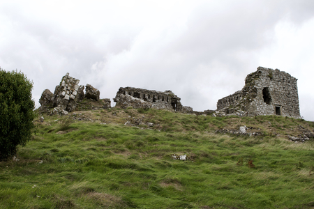 Ancient castle ruins in remote Irelandの写真素材