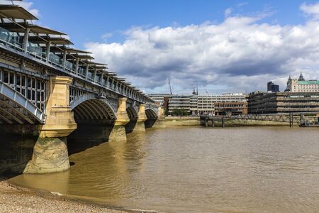 20 -August -2019, different tourist points to visit, street life in London on a sunny summer day.のeditorial素材