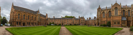 August 21, 2019, city tour in Oxford UK, Oxford colleges and other tourist attractions.