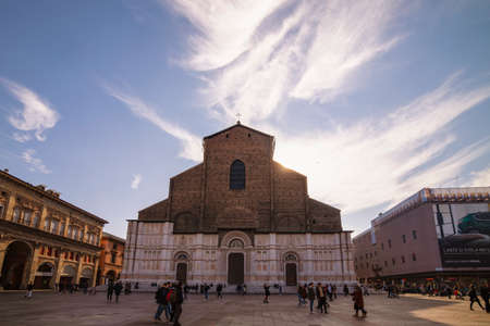 Bologna / Italy - February 12, 2020: View of the amazing city of Bologna in Italy, before the outbreak of the Cornavirus Pandemic.のeditorial素材