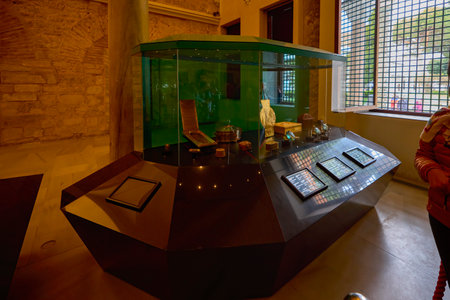 Istanbul, Turkey, November 28 2022. Topkapi Palace & Harem, images from inside the Plat, Buildings and Museums.のeditorial素材