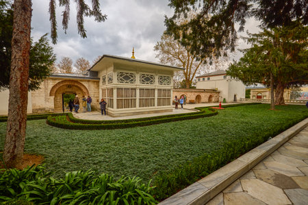 Istanbul, Turkey, November 28 2022. Topkapi Palace & Harem, images from inside the Plat, Buildings and Museums.のeditorial素材