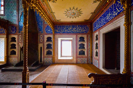 Istanbul, Turkey, November 28 2022. Topkapi Palace & Harem, images from inside the Plat, Buildings and Museums.のeditorial素材