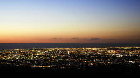 From Mount Lofty... Adelaide glows in twilight. の写真素材