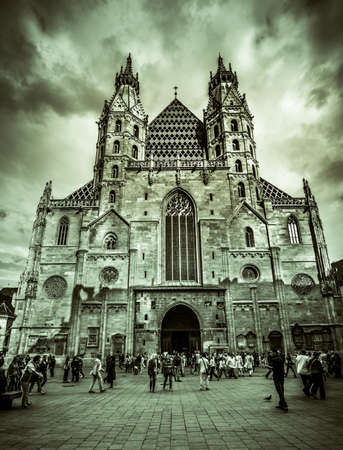 VIENNA, AUSTRIA - JUNE 19, 2015: Tourists visiting monumental Gothic St. Stephen's Stephen's Cathedral in Vienna, Austriaのeditorial素材