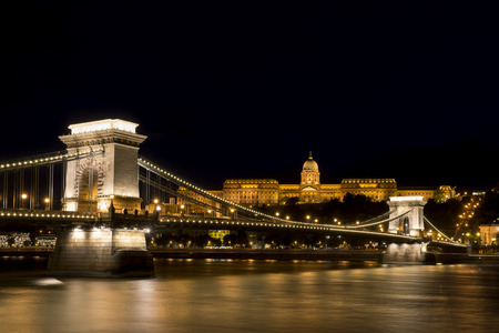 Chain Bridge And Buda Castle, Budapest, Hungaryのeditorial素材