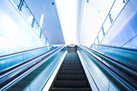 Move escalator in modern office centre