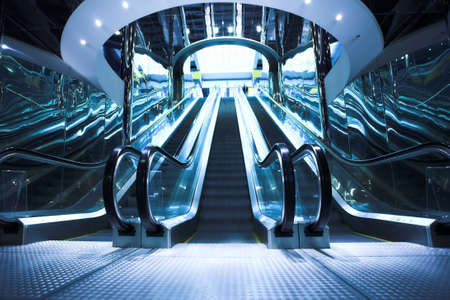 Move escalator in modern office centre
