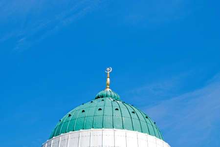 The Green and White Dome of a Mosque in West Yorkshireの写真素材