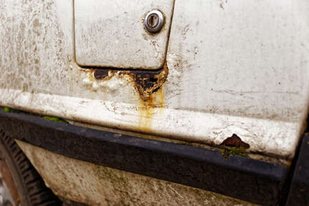 rusty car