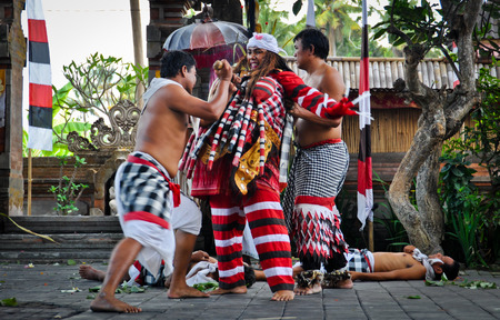 UBUD, BALI, INDONESIA - OCTOBER 24: Barong Dance show, the traditional balinese performance on October 24, 2012 in Ubud, Bali, Indonesia.のeditorial素材