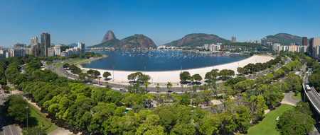 Panoramic View of Botafogo Beach With the Sugarloaf Mountain in the Horizon, in Rio de Janeiro, Brazilの写真素材