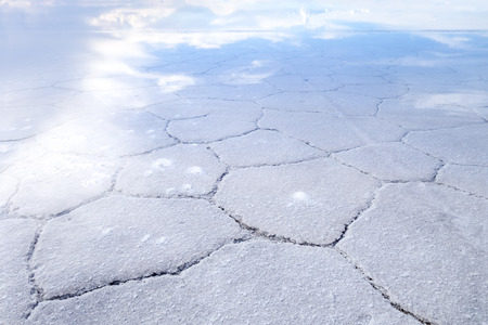 Salar de Uyuni salt white flats desert, Andes Altiplano, Boliviaの写真素材