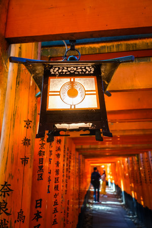 Traditional lantern in Fushimi Inari Taisha shrine, Kyoto, Japanのeditorial素材