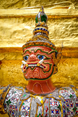 Yaksha statue in Grand Palace complex, Bangkok, Thailandのeditorial素材
