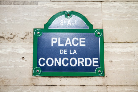 Place de la Concorde street sign in Paris, Franceのeditorial素材