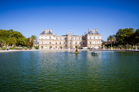 PARIS/FRANCE - September 19, 2019 : Luxembourg Palace and Gardensのeditorial素材