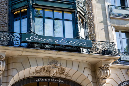 Paris/France - September 10, 2019 : The Guerlain luxury perfume store on Champs-Elysees avenueのeditorial素材