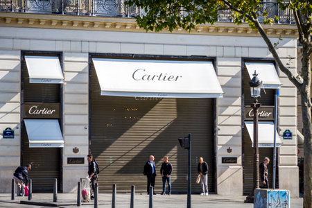 Paris/France - September 10, 2019 : The Cartier jewelry store on Champs-Elysees avenueのeditorial素材