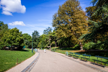 PARIS/FRANCE - September 3, 2019 : Buttes-Chaumont Park in summerのeditorial素材