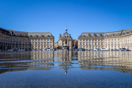 Bordeaux/France - April 17, 2018 : Water Mirror and Place de la Bourseのeditorial素材