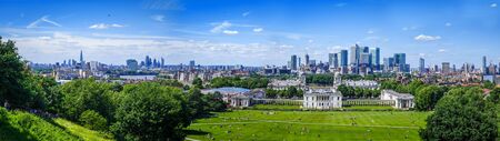 Canary Wharf large panoramic view from Greenwich Park, London, United Kingdomの写真素材