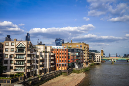 London/UK - June 4, 2017 - City docks and Thames riverのeditorial素材