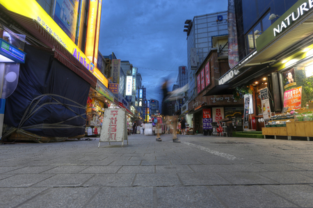 SEOUL, SOUTH KOREA - MAY 9: Namdaemun Market in Seoul, the Market is on the Seoul list of Asia's 10 greatest street food cities for the hotteok in Seoul, South Korea on May 9, 2016.のeditorial素材