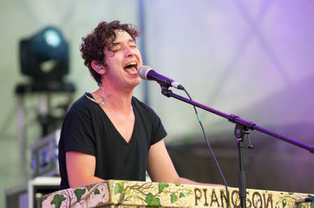 MOSCOW - MAY 25: Pianoboy group performs at Bosco Fresh Fest in Gorky Park on May 25, 2013 in Moscow. The mission of this festival is to find new talent and releasing them on the big stage.のeditorial素材