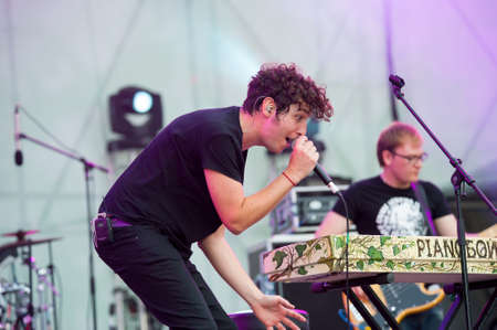 MOSCOW - MAY 25: Pianoboy group performs at Bosco Fresh Fest in Gorky Park on May 25, 2013 in Moscow. The mission of this festival is to find new talent and releasing them on the big stage.のeditorial素材