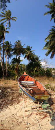 Abandoned boat on the beachの写真素材