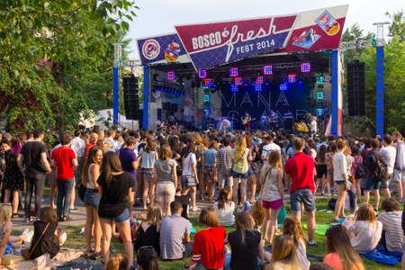 MOSCOW - MAY 24: People attend open-air concert on Bosco Fresh Festival in Muzeon Park on May 24, 2014 in Moscowのeditorial素材