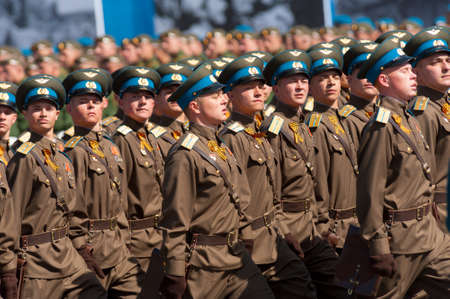 MOSCOW - MAY 7: Military participate at last rehearsal of the parade dedicated to the 70th anniversary of the victory in the Second World War in Red Square on May 7, 2015 in Moscowのeditorial素材