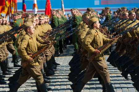 MOSCOW - MAY 7: Military participate at last rehearsal of the parade dedicated to the 70th anniversary of the victory in the Second World War in Red Square on May 7, 2015 in Moscowのeditorial素材