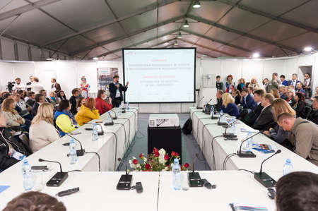 MOSCOW - SEPTEMBER, 03: Audience at conference at V Anniversary International Railway Show Engineering and Technology EXPO 1520 on September 03, 2015 in Moscowのeditorial素材