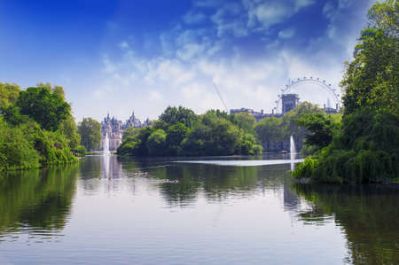 London Eye view by St. James Park, London.のeditorial素材