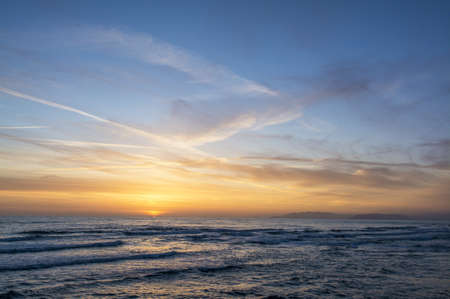 Sunset over the Pacific Ocean の写真素材