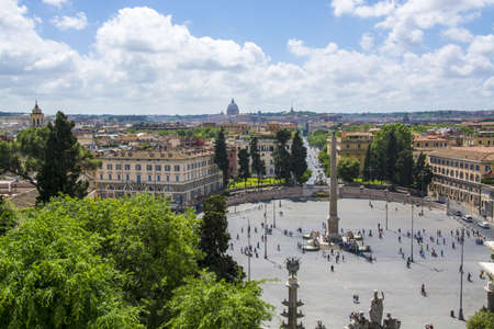 Skyline of rome from Villa Borghese のeditorial素材