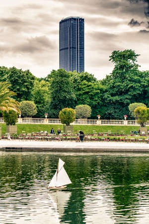 Montparnasse tower view from Luxemburg's gardens.のeditorial素材
