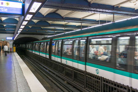 The train in station, Paris.のeditorial素材
