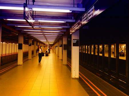 Inside the subway station.のeditorial素材