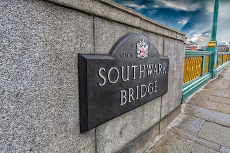 Southwark Bridge sign.の写真素材