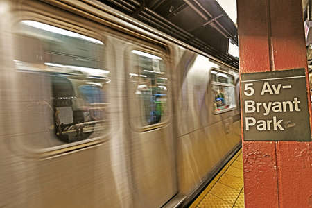 5 Av. - Bryant Park subway sign in New York City Manhattan station.のeditorial素材