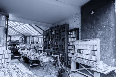 Library old style in Paris.の写真素材
